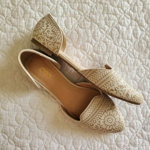 NEW Cato flats